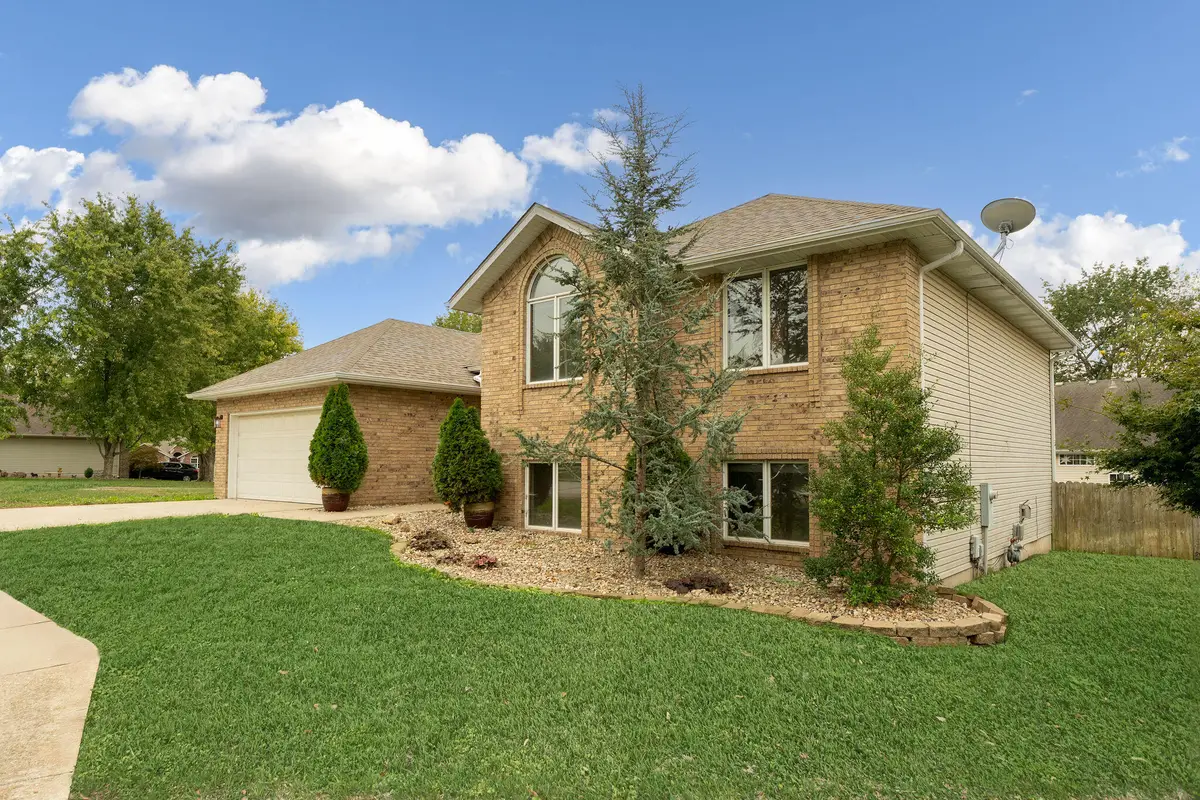 2040 W Buena Vista Street, Springfield, MO 65810 - Image #1