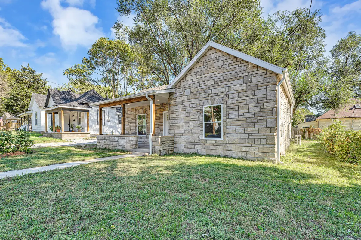 756 S New Avenue, Springfield, MO 65806 - Image #1