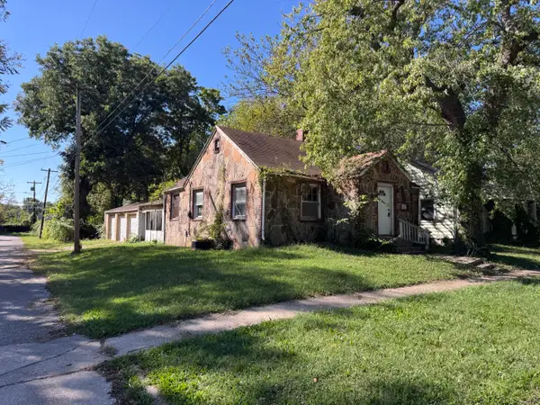 916 E Pacific Street, Springfield, MO 65803