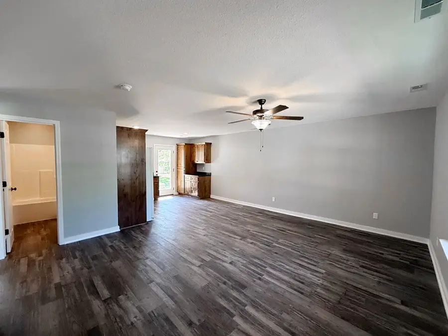 106 E Lafayette Street, El Dorado Springs, MO 64744 - Image #2