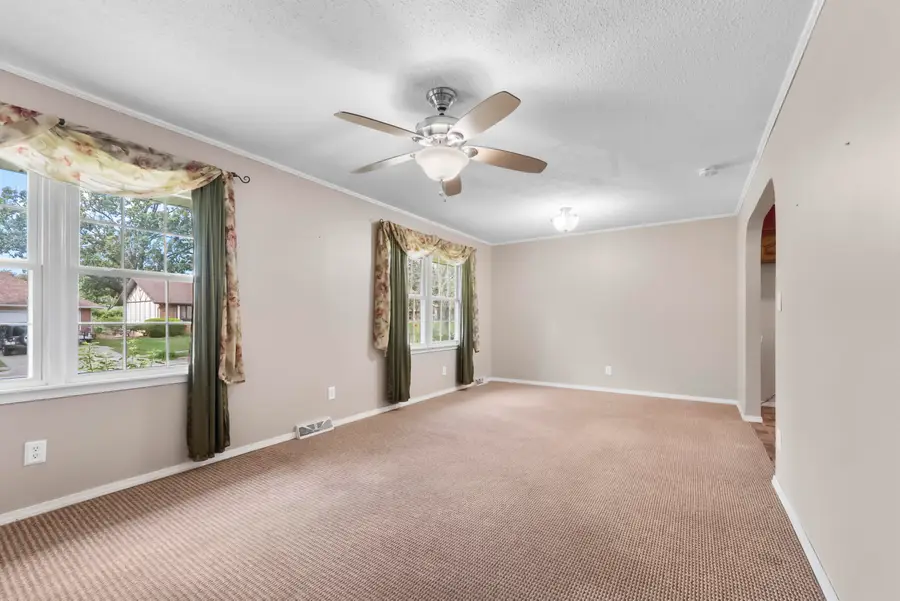 2126 S Wellington Avenue, Springfield, MO 65807 - Image #2