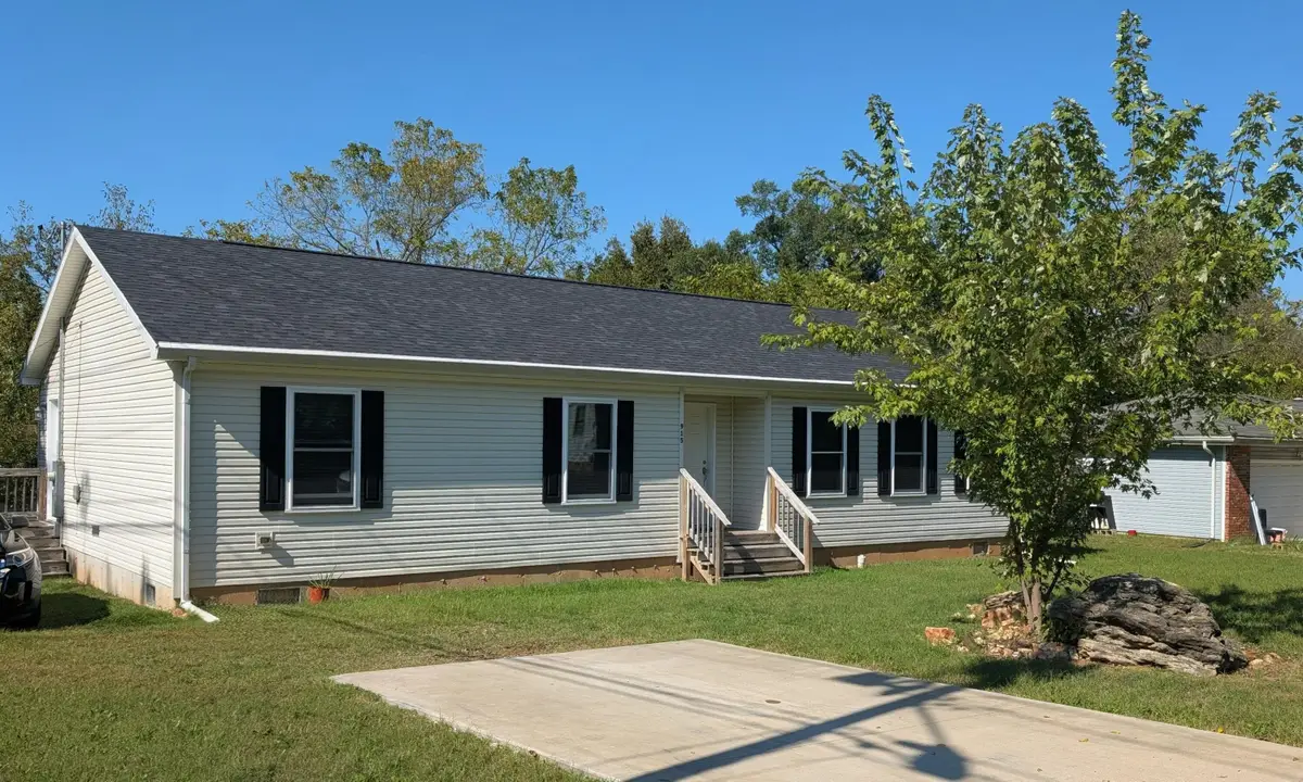 915 S Oak Park Avenue, Springfield, MO 65802 - Image #1