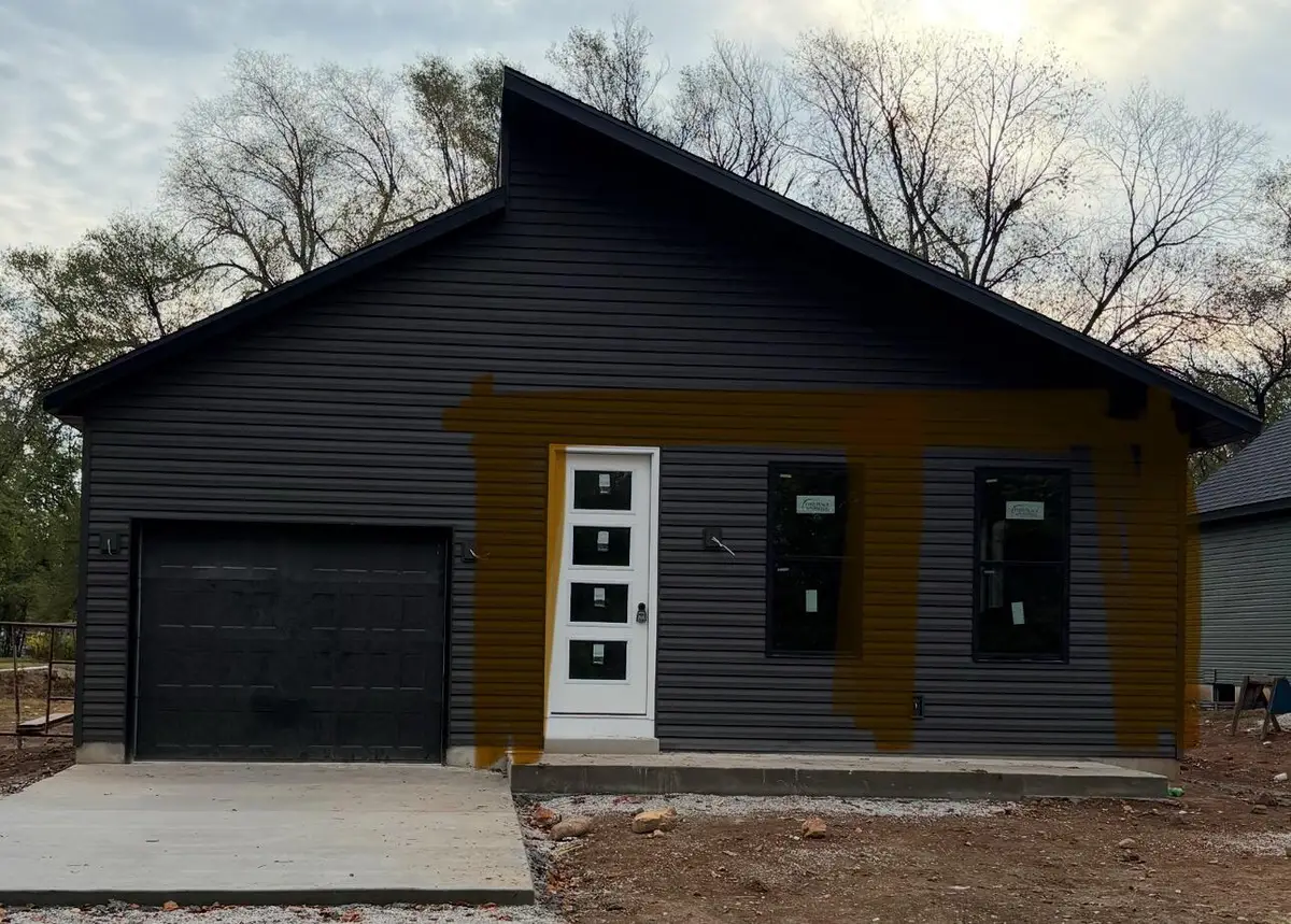 372 South Avenue, Sparta, MO 65753 - Image #1