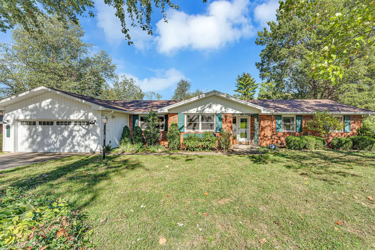 2413 S Claremont Circle, Springfield, MO 65804 - Image #1