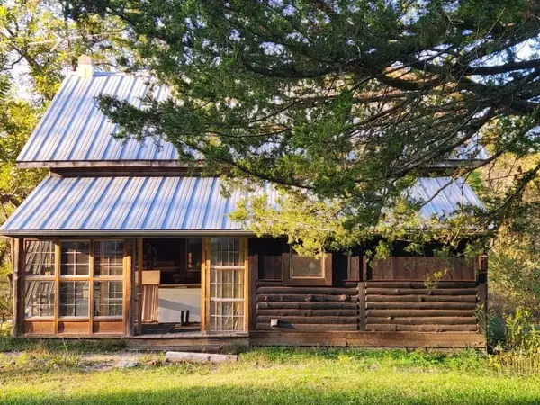 000 1748 Co Rd P-320, Ava, MO 65608