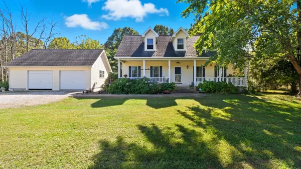 5826 Highway 17, Yukon, MO 65589