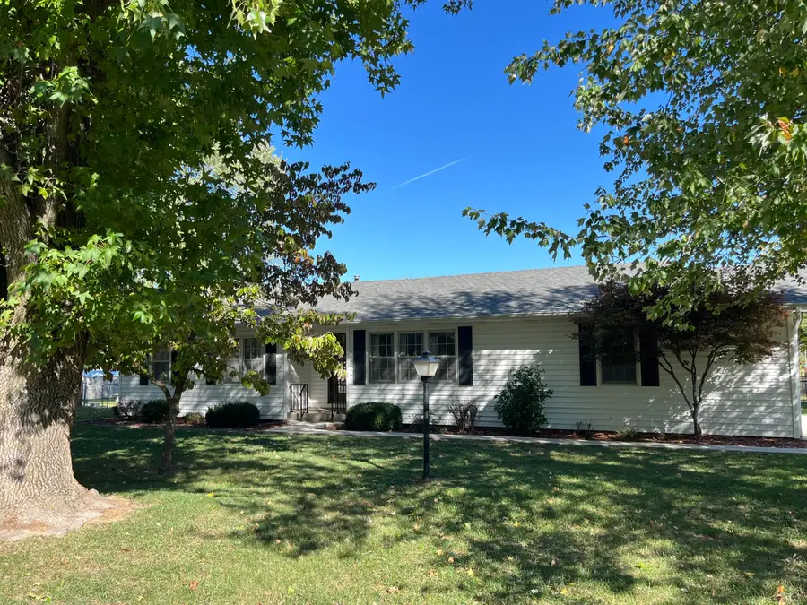 1220 Tyler Street, Aurora, MO 65605 - Image #3