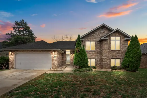 4715 S Elizabeth Avenue, Springfield, MO 65810