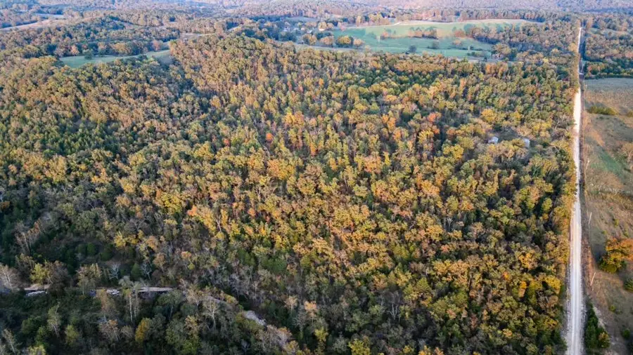 18927 Rocky Top Road, Elk Creek, MO 65464 - Image #2