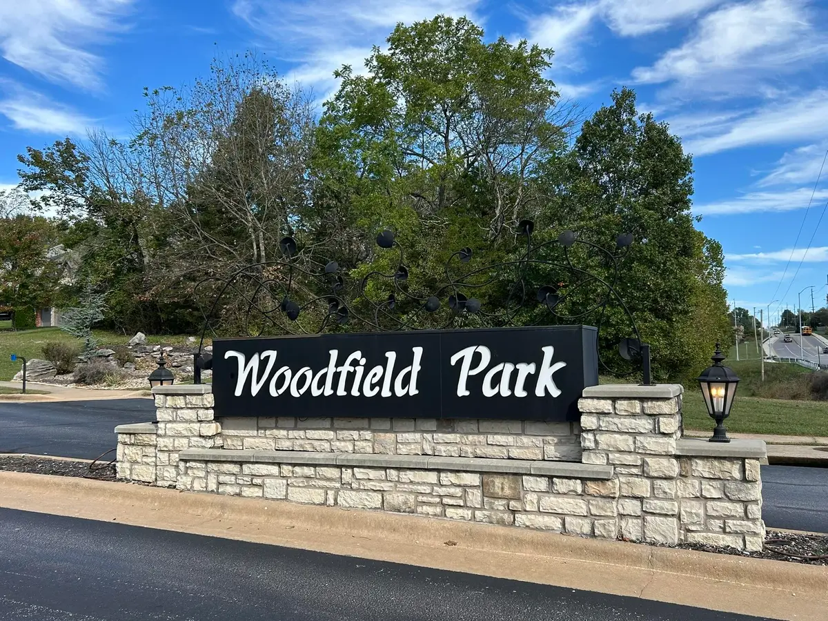 1747 W Nottingham Street, Springfield, MO 65810 - Image #1