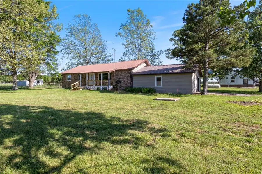 21272 Y Hwy, Wheatland, MO 65779 - Image #2
