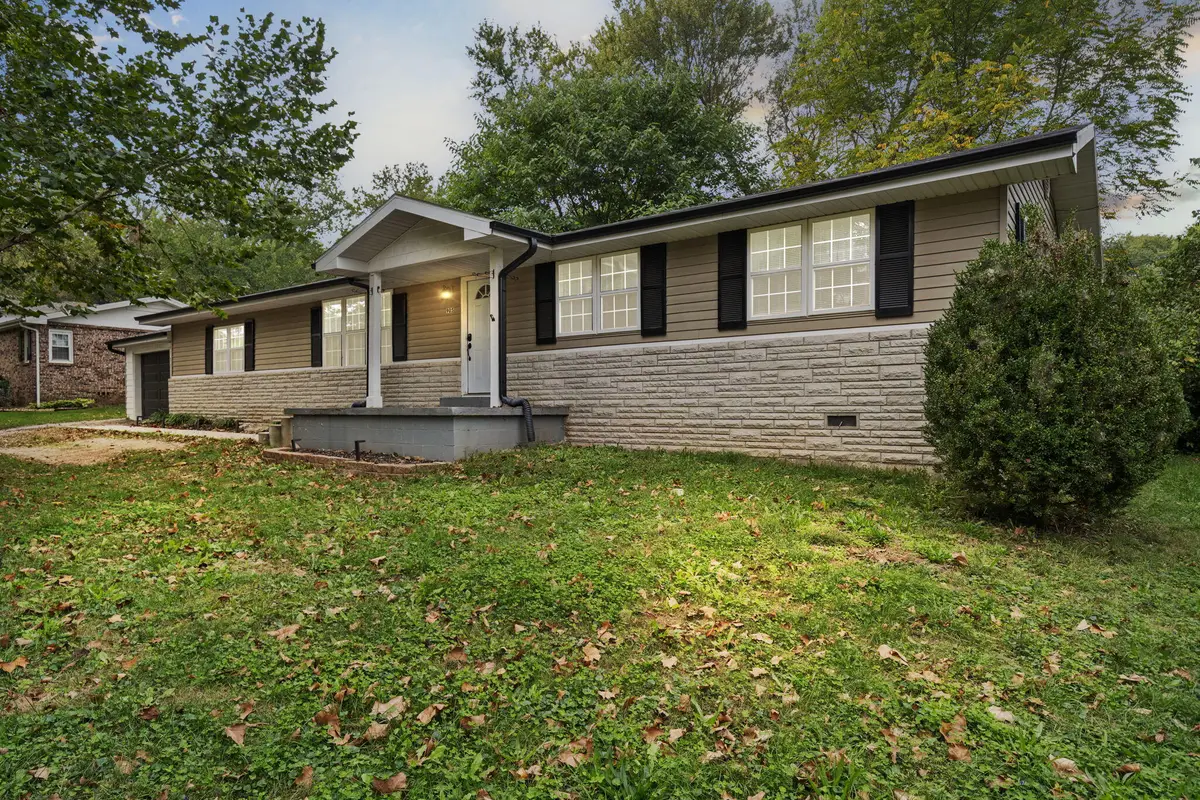 905 S 3rd Avenue, Ozark, MO 65721 - Image #1