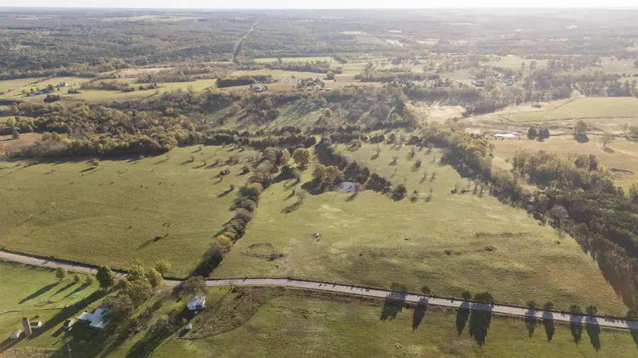 000 N Farm Road 229, Strafford, MO 65757 - Image #3