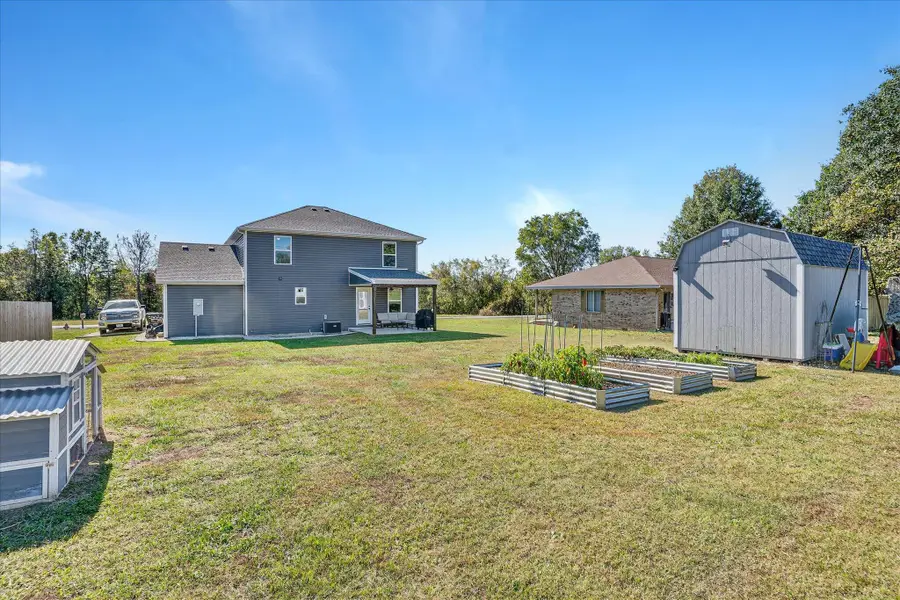 709 Valley Lane, Stockton, MO 65785 - Image #3