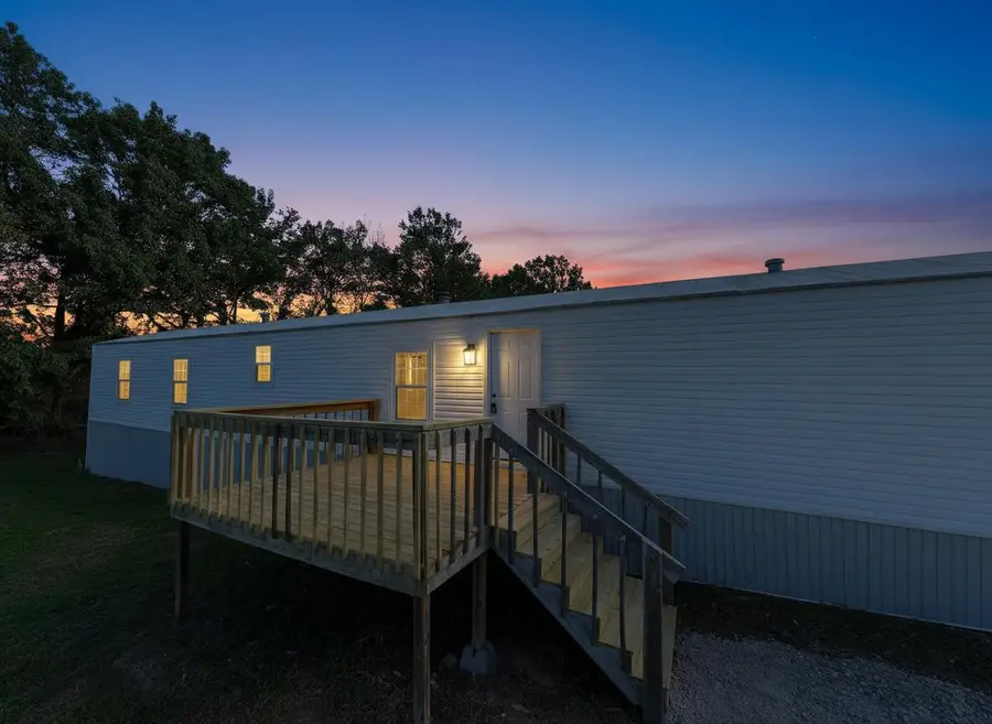 642 N Clark Street, Everton, MO 65646 - Image #3