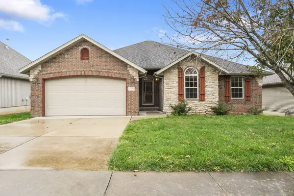 3730 W Rockwood Street, Springfield, MO 65807