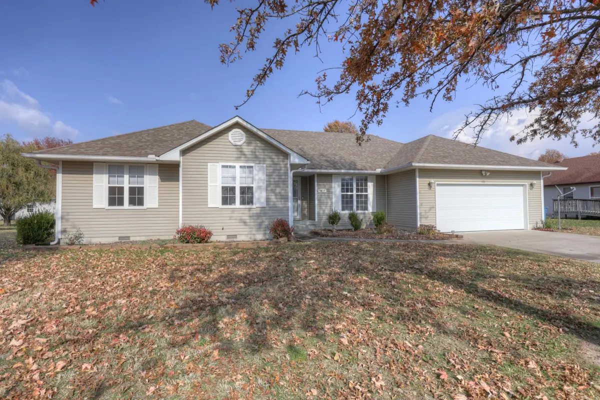 1211 E Airport Drive, Carthage, MO 64836 - Image #1