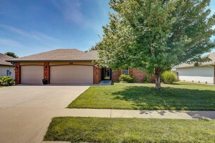 2116 E Haley Street, Republic, MO 65738 - Image #2