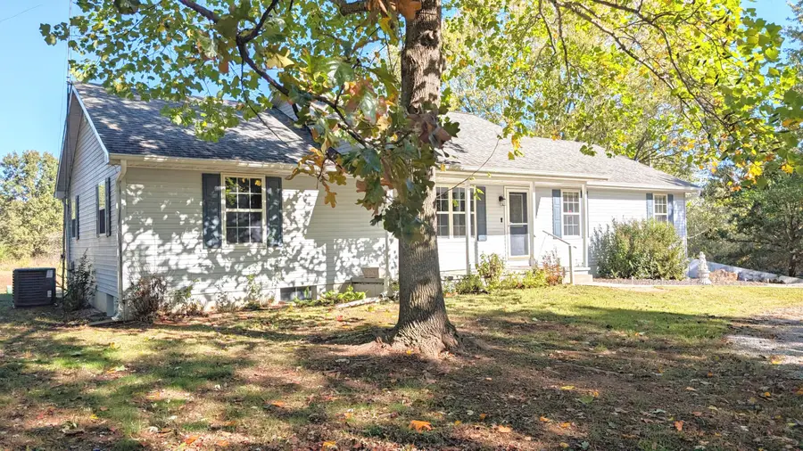 1875 E 350 Road, El Dorado Springs, MO 64744 - Image #2