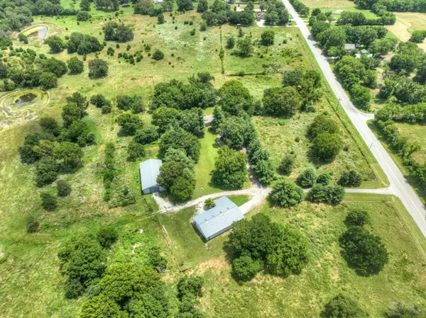 19107 Fir Road, Joplin, MO 64801