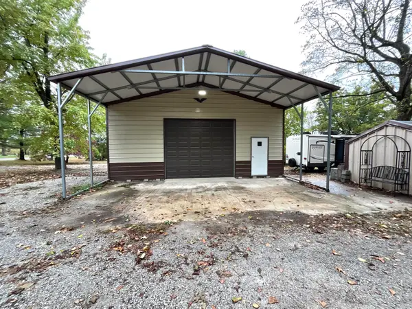 4007 State Route 14, West Plains, MO 65775