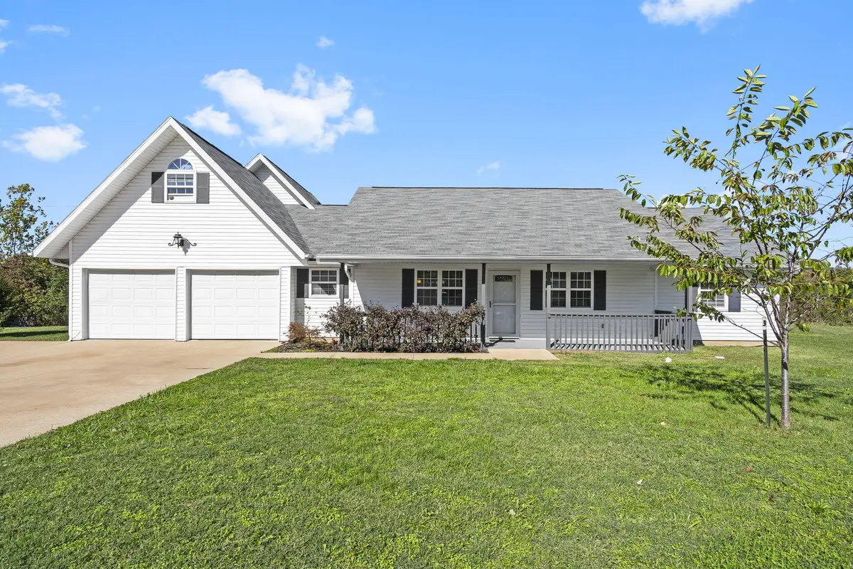 100 Micahs Xing, Reeds Spring, MO 65737 - Image #1