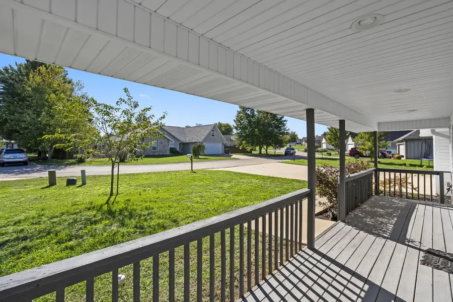 100 Micahs Xing, Reeds Spring, MO 65737 - Image #3