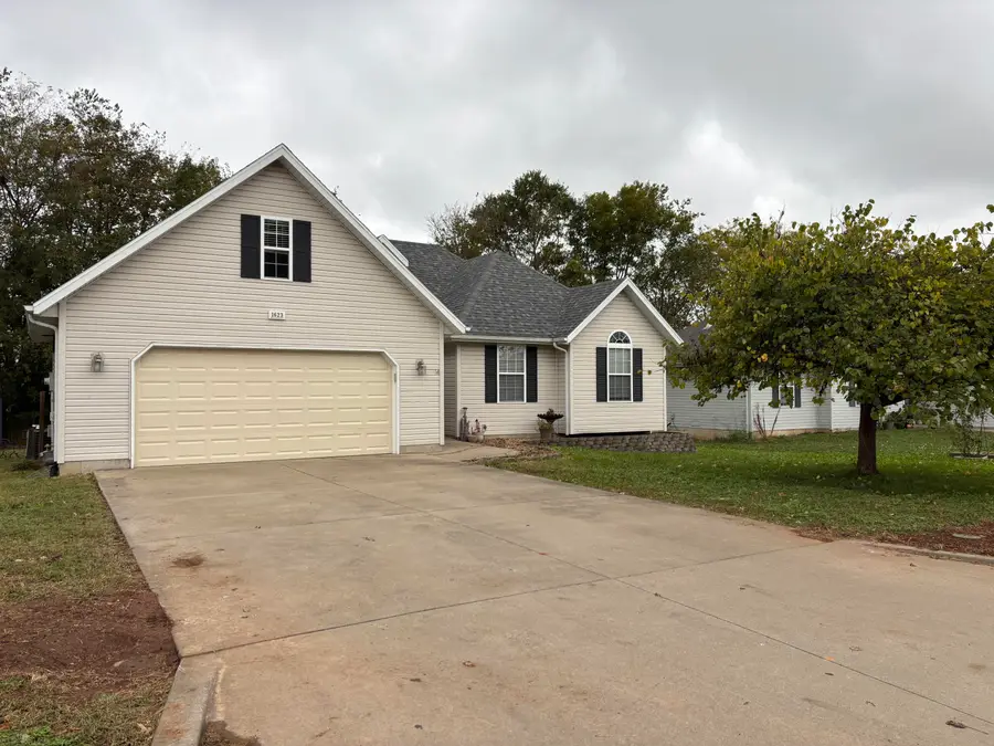 1623 S Burks Avenue, Springfield, MO 65807 - Image #2