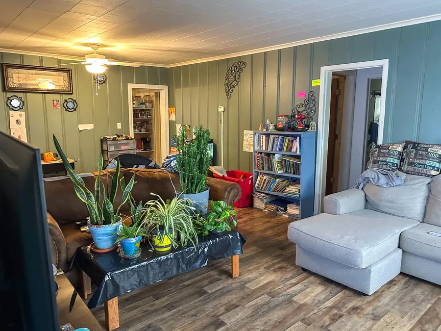 910 Renfrow Street, West Plains, MO 65775 - Image #3