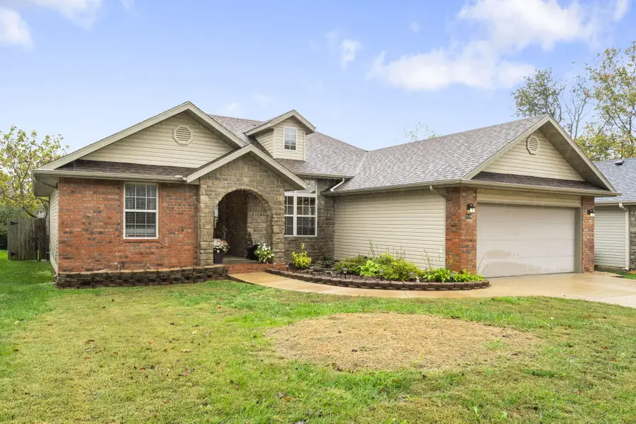 516 S Bernier Avenue, Springfield, MO 65802 - Image #2