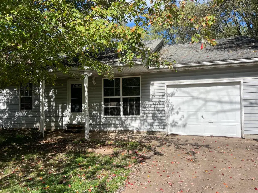 1021 W Crestview Lane, Republic, MO 65738 - #2