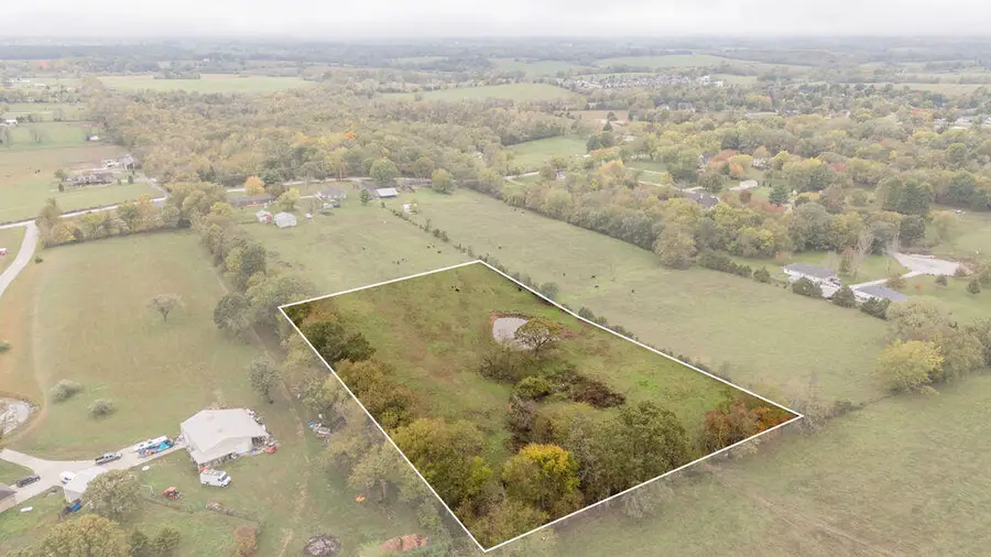 000 E Warren Avenue, Ozark, MO 65721 - Image #2