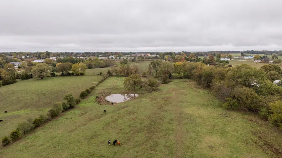 000 E Warren Avenue, Ozark, MO 65721 - Image #3