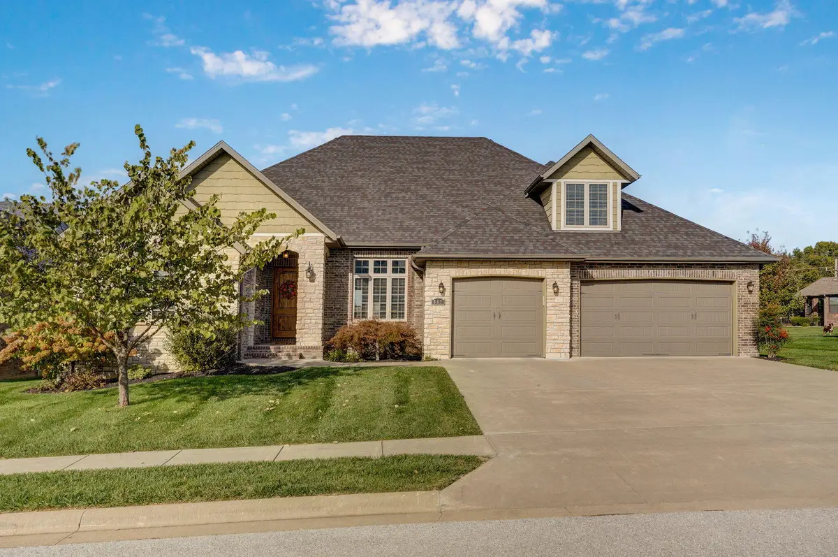 867 E Edenmore Circle, Nixa, MO 65714 - Image #1
