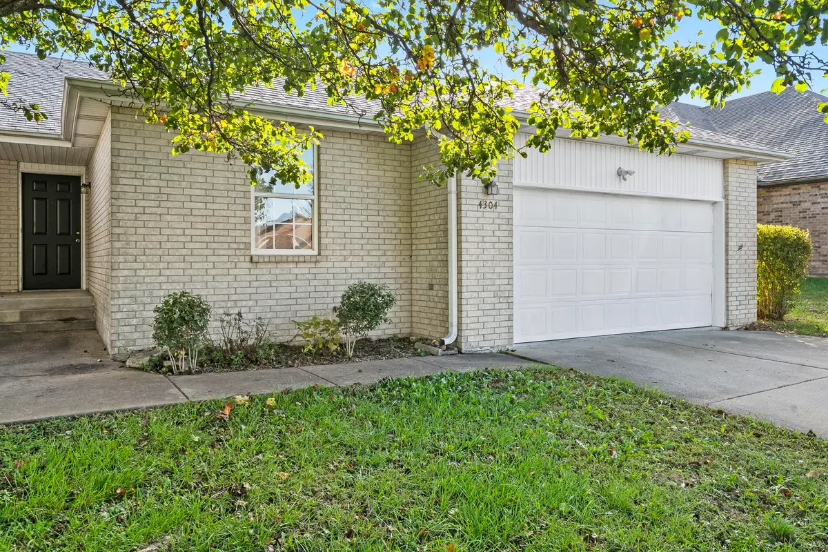 4304 N Penny Court, Ozark, MO 65721 - Image #1