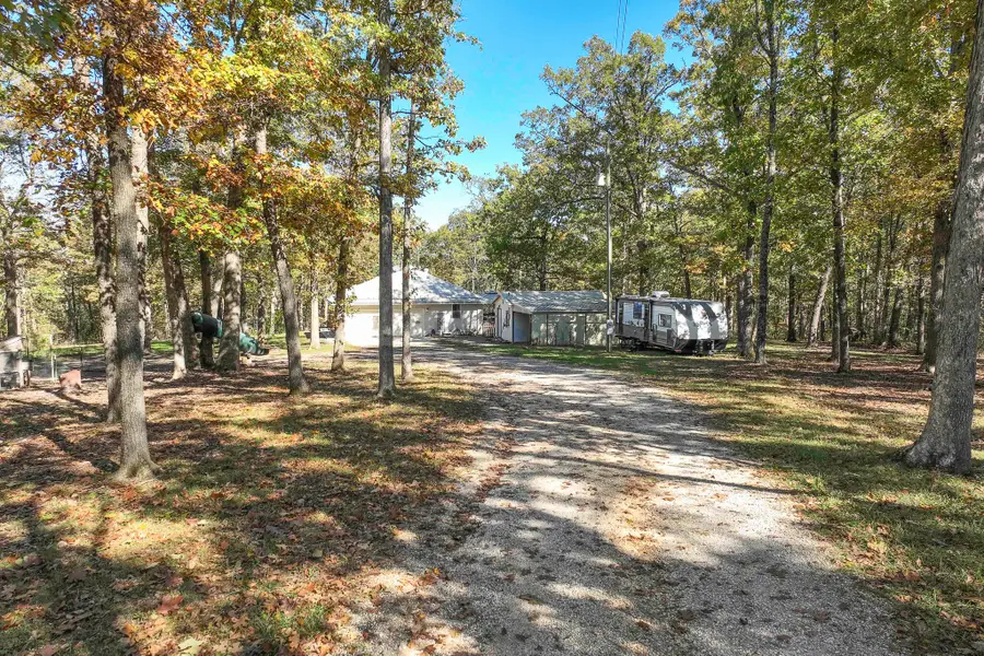 2072 Tower Road, Marshfield, MO 65706 - Image #3