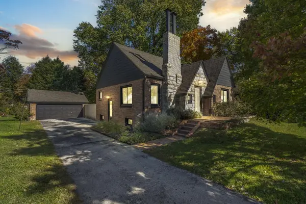 627 E University Street, Springfield, MO 65807