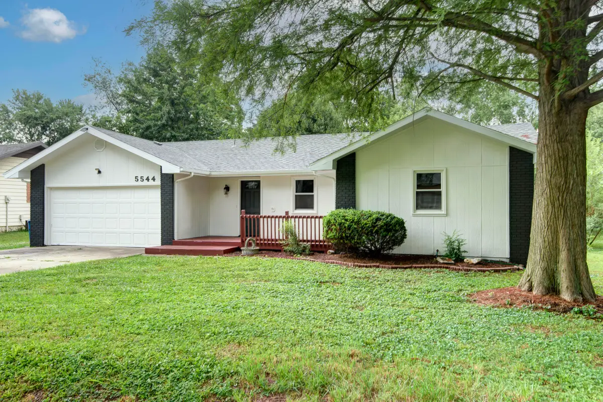 5544 S Honeysuckle Lane, Battlefield, MO 65619 - #1