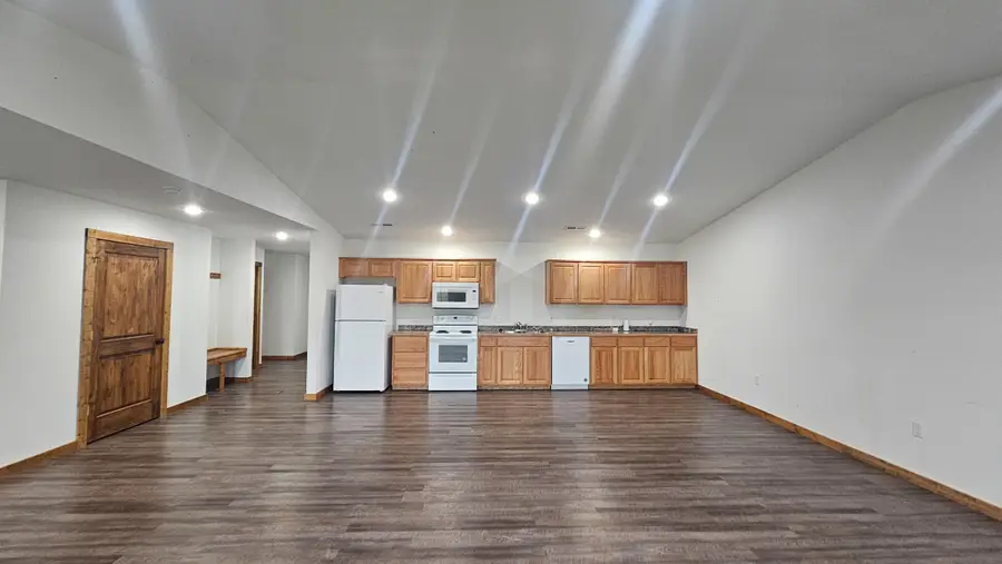 625/627 W Hawthorne Street, Houston, MO 65483 - Image #3