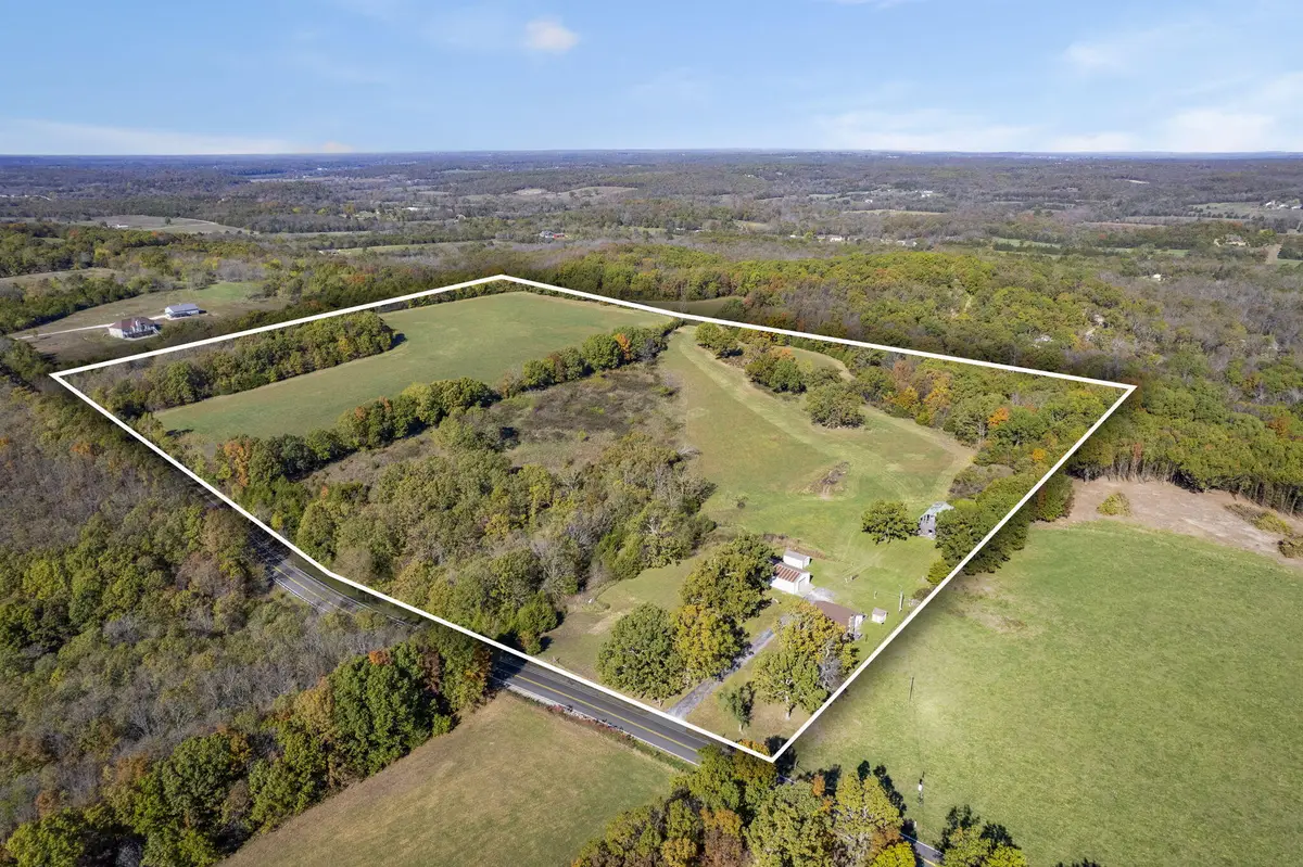 569 E Farm Road 26, Pleasant Hope, MO 65725 - Image #1
