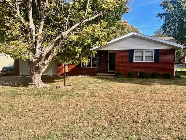 3320 N Weller Avenue, Springfield, MO 65803 - Image #2