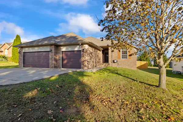 3702 N 29th Street, Ozark, MO 65721