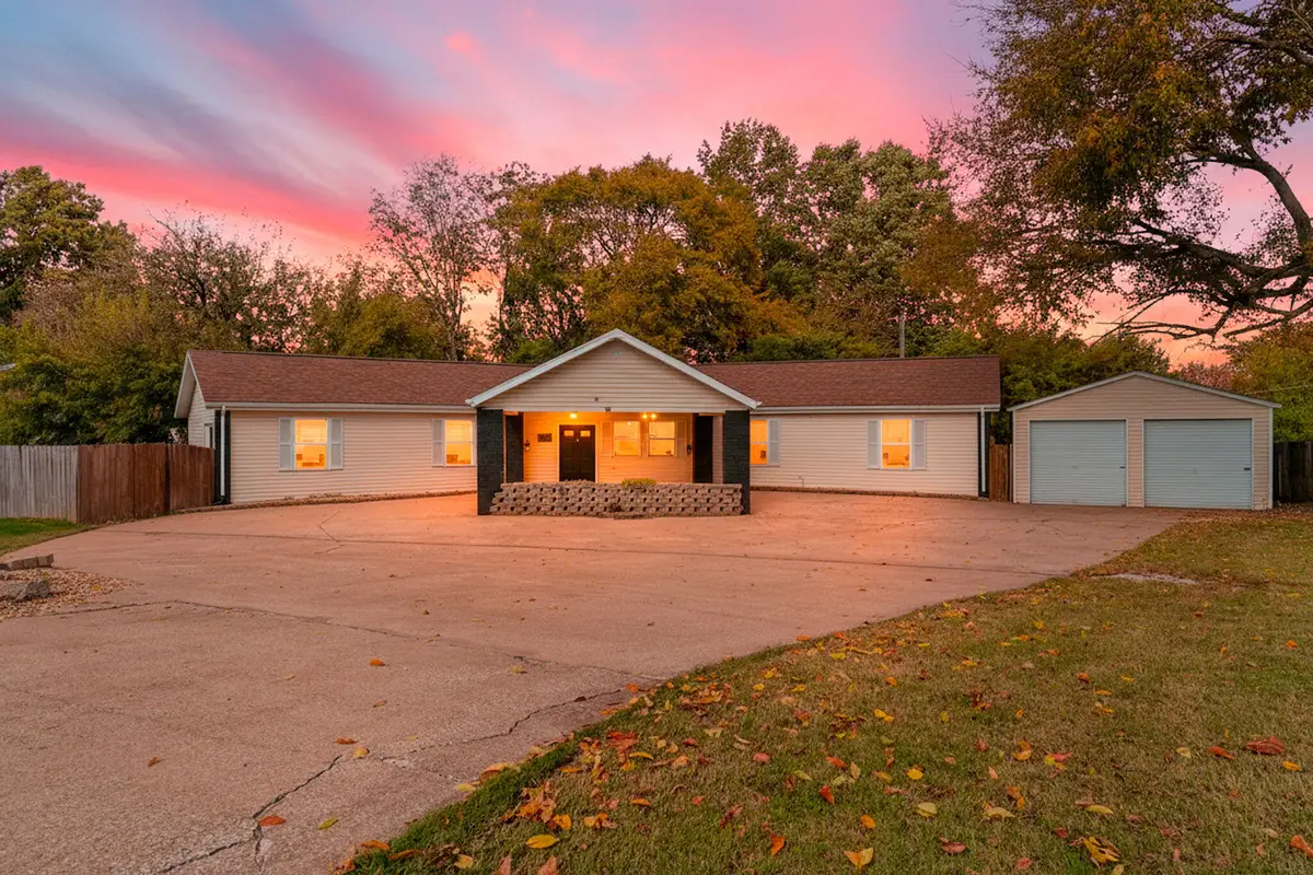 1565 E Briar Street, Springfield, MO 65804 - Image #1