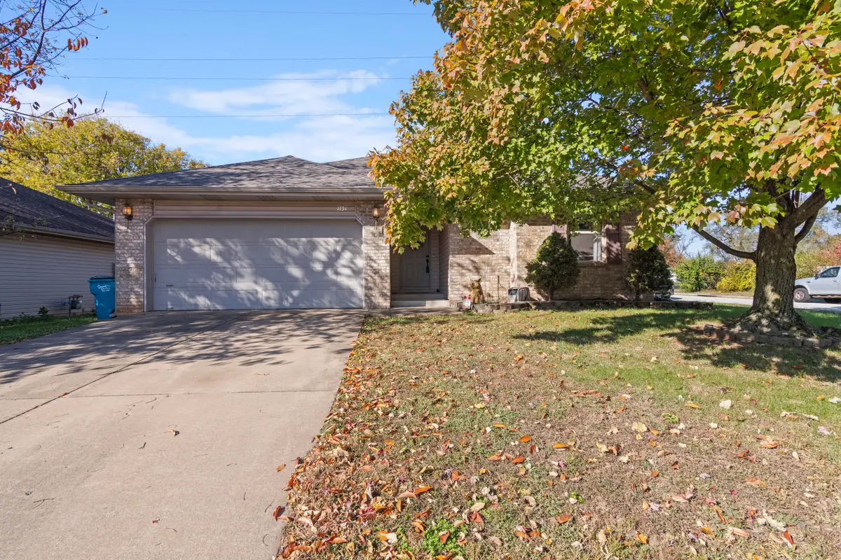 1131 N Ohara North Avenue, Springfield, MO 65802 - #1