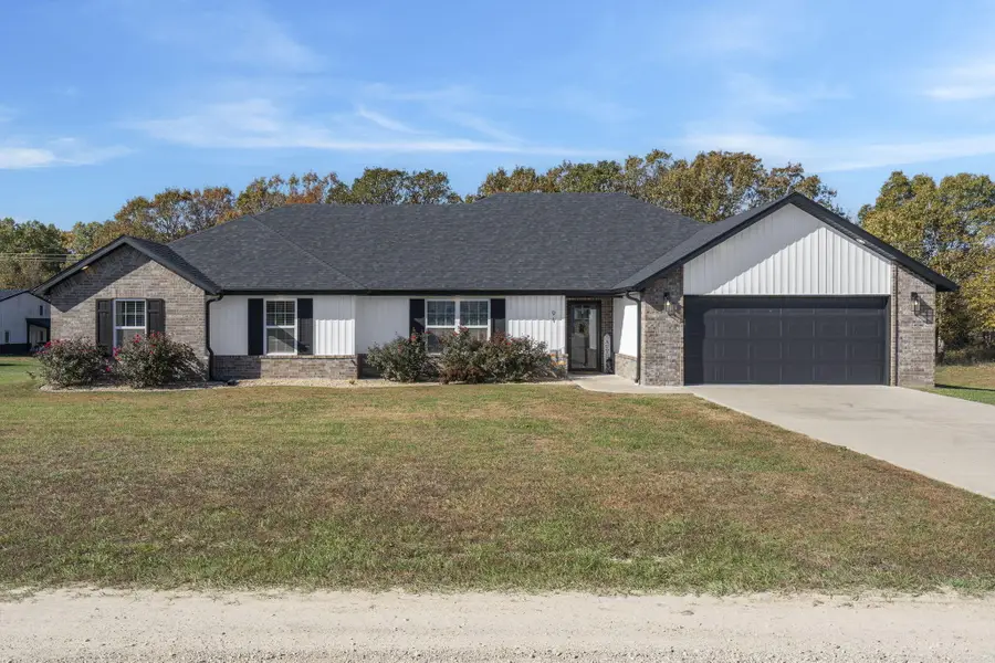 91 Logan Hill Drive, Rogersville, MO 65742 - Image #2