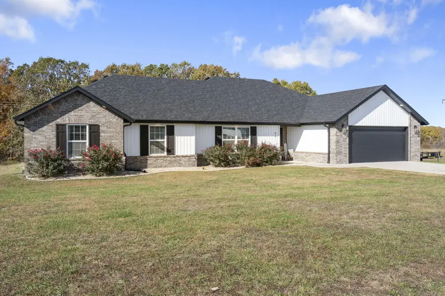 91 Logan Hill Drive, Rogersville, MO 65742 - Image #3