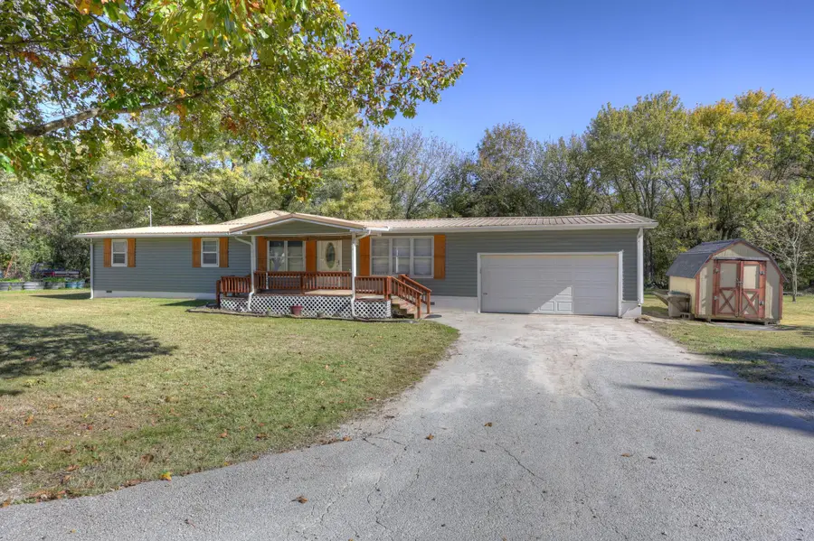 209 N Earl, Purcell, MO 64857 - Image #2