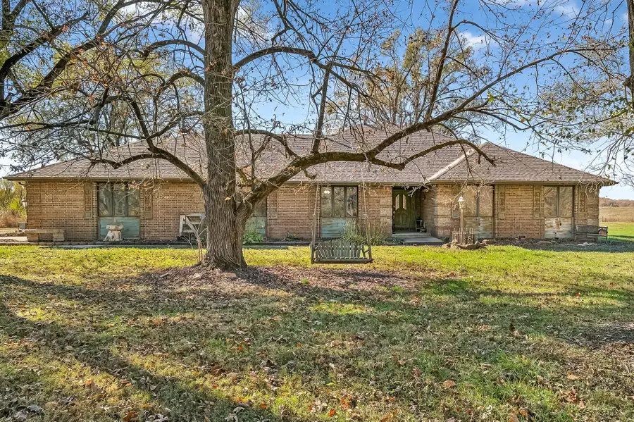 1819 Pleasant Hill Road, Seymour, MO 65746 - Image #2