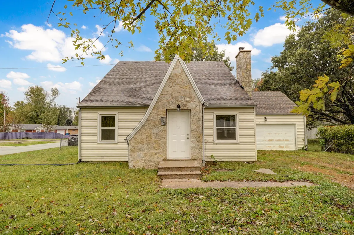 501 N Main Street, Nixa, MO 65714 - #1