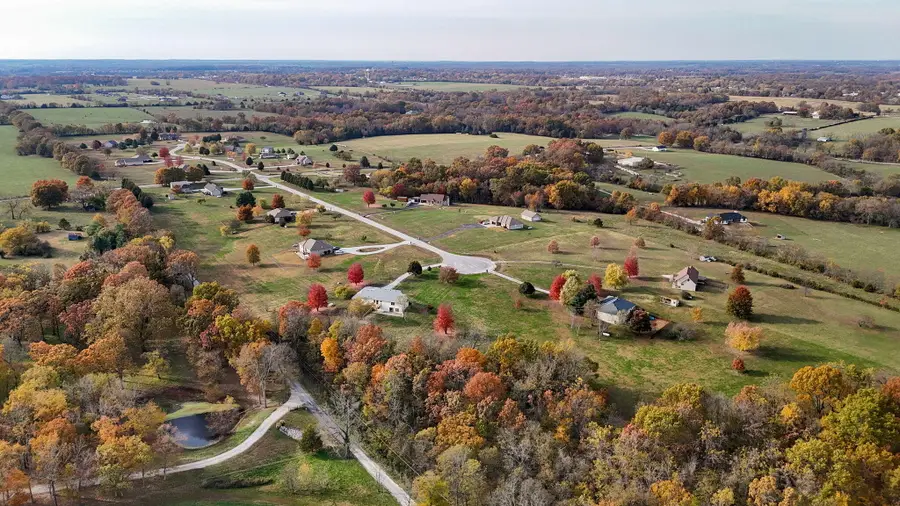 286 Remington Road, Clever, MO 65631 - Image #3